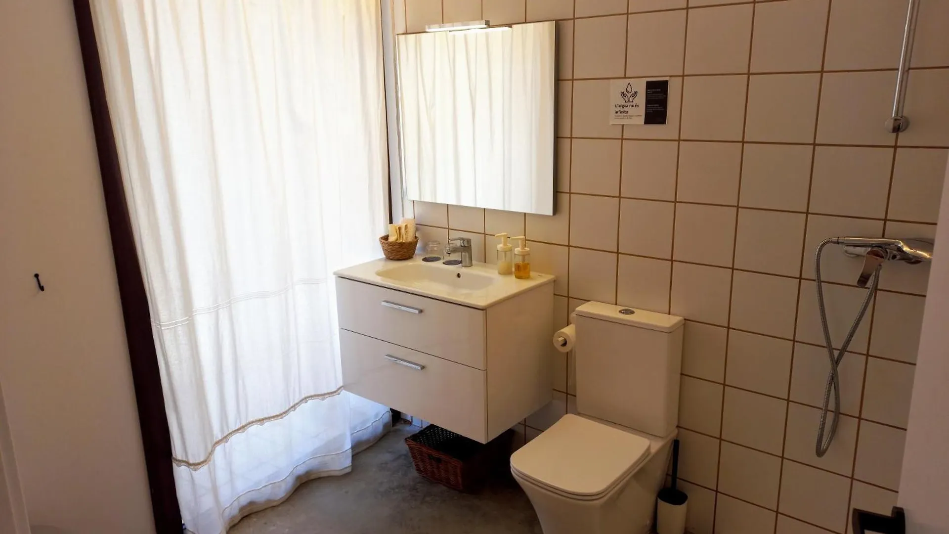Cal Teixidor Bed & Breakfast Mediona