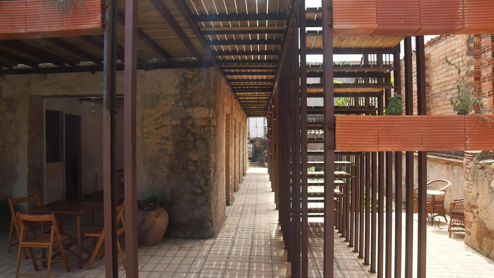 Cal Teixidor Bed & Breakfast Mediona