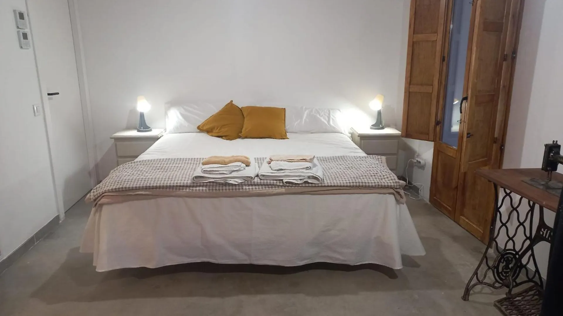 Bed and Breakfast Cal Teixidor Mediona España